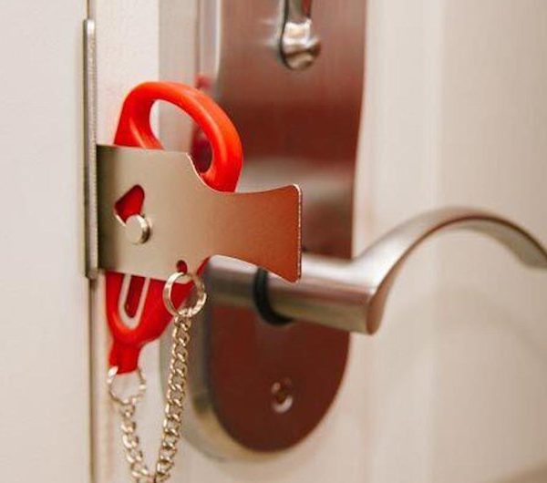 Safety lock – Biztonsági zár slider