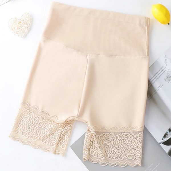 Lacy shapewear – Csipkés alakformáló bugyi slider